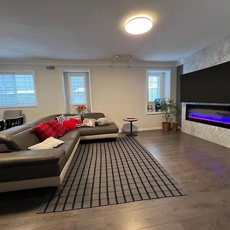 Airport Cozy Room 舒适小屋 Vancouver, Richmond,Near Yvr Exteriér fotografie